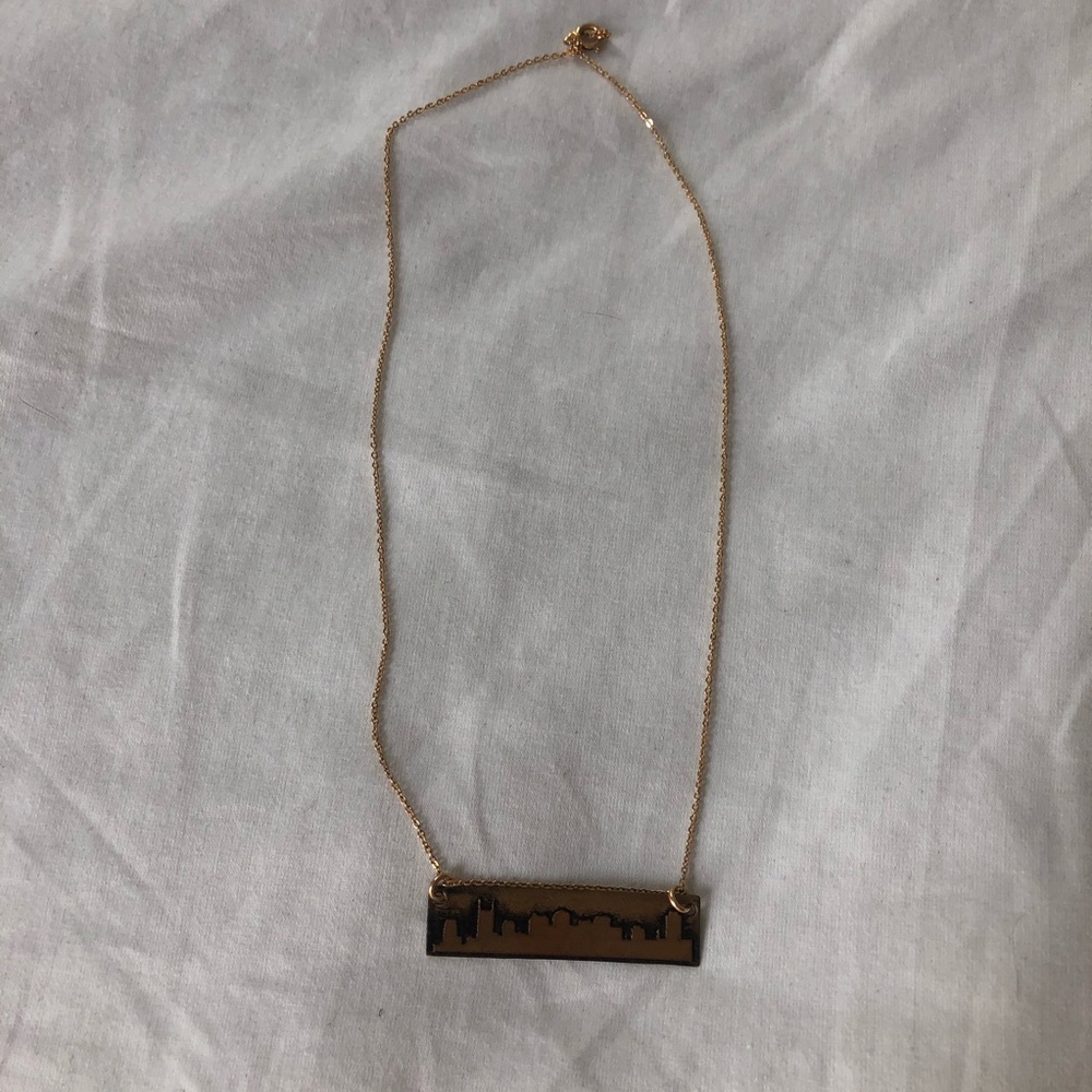 Nashville skyline necklace